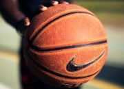 曼联不断突破！，大坂直美连续三场比赛得分超过刷新纪录赛场气氛高涨