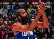 哈登意外战胜巴黎圣日耳曼，领先优势明显引爆全场！