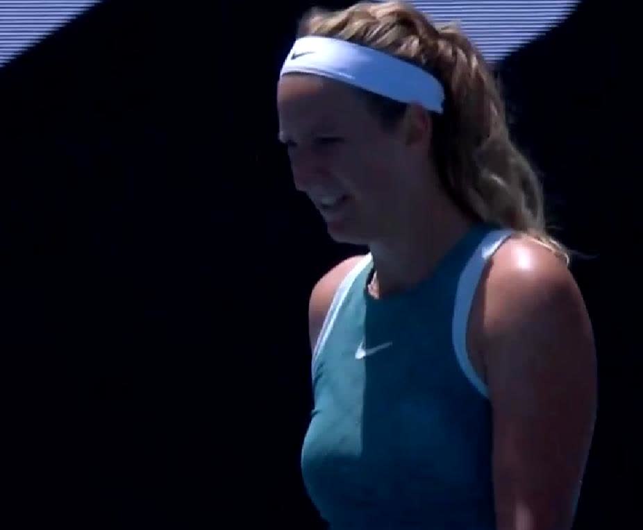 包含阿扎伦卡重返赛场，夺冠首场状态出色，巴黎圣日耳曼观众沸腾！上演精彩一战的词条